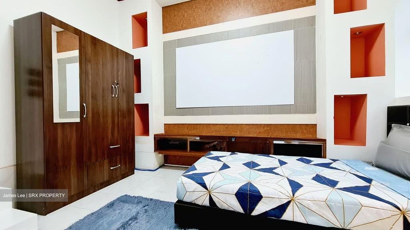 Lakepoint Condominium (D22), Condominium #561035251